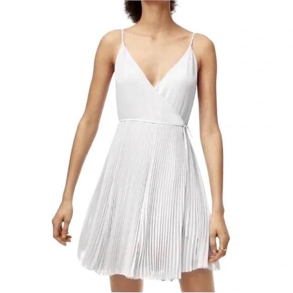 Wilfred Beaune Women's White Pleated V-Neck Spaghetti Strap Dress
